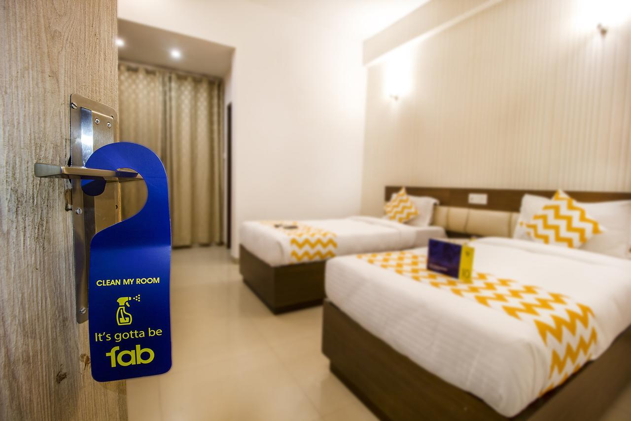 Fabhotel Nest