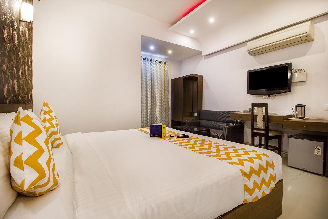 Fabhotel Nest